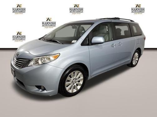 2015 Toyota Sienna XLE