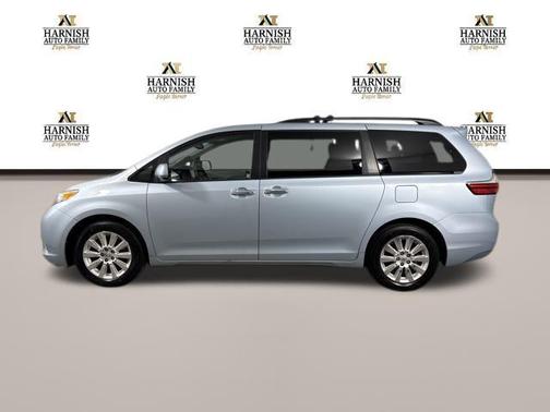 2015 Toyota Sienna XLE