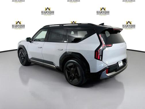 Wolf Gray/Ebony Black Roof 2026 Kia EV9 GT-Line