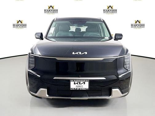 Ebony Black 2026 Kia EV9 Wind