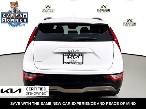 Snow White Pearl 2023 Kia Niro EV Wind