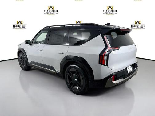 Wolf Gray/Ebony Black Roof 2026 Kia EV9 GT-Line