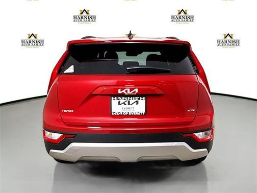 2025 Kia Niro LX