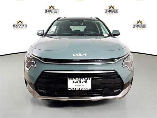 2025 Kia Niro SX