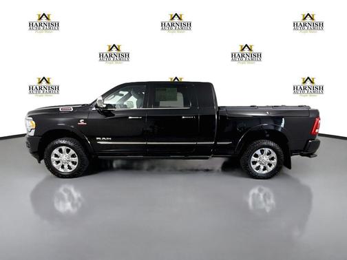 Diamond Black Crystal Pearlcoat 2019 RAM 3500 Limited Mega Cab 4x4 6'4' Box