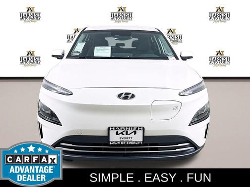 Lunar White 2023 Hyundai KONA EV SE