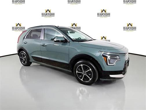 2025 Kia Niro SX