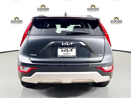 2025 Kia Niro EX