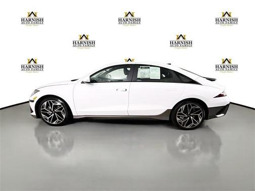 2025 Hyundai IONIQ 6 SE