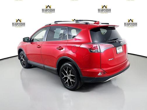 Barcelona Red Metallic 2016 Toyota RAV4 SE