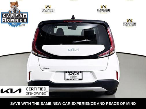 Snow White Pearl 2025 Kia Soul LX
