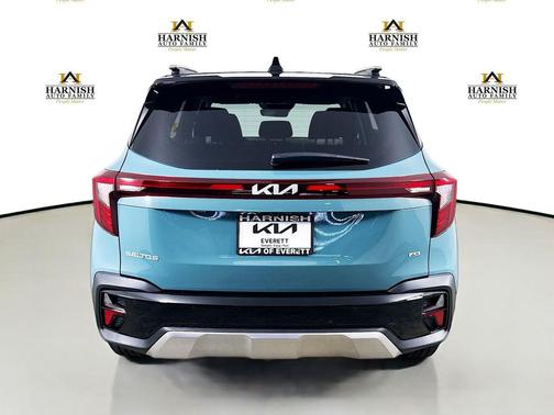 Pluton Blue/Black Roof 2026 Kia Seltos SX