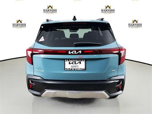 2025 Kia Seltos EX