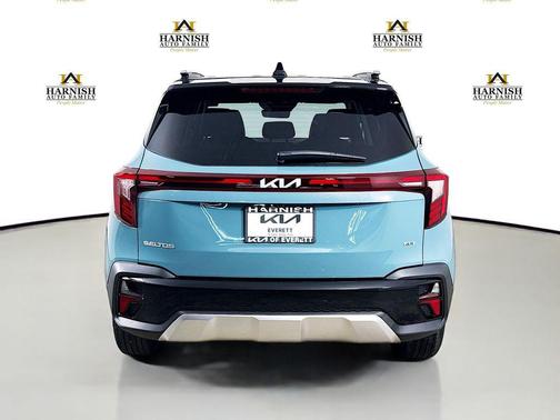Pluton Blue/Black Roof 2026 Kia Seltos S