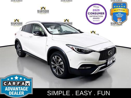 Majestic White 2018 INFINITI QX30 Premium