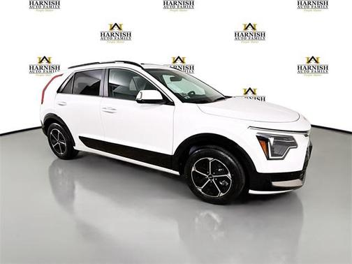 2025 Kia Niro SX