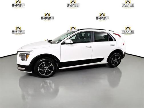 2025 Kia Niro SX
