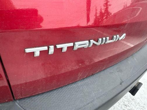 Rapid Red Metallic Tinted Clearcoat 2022 Ford Escape Titanium