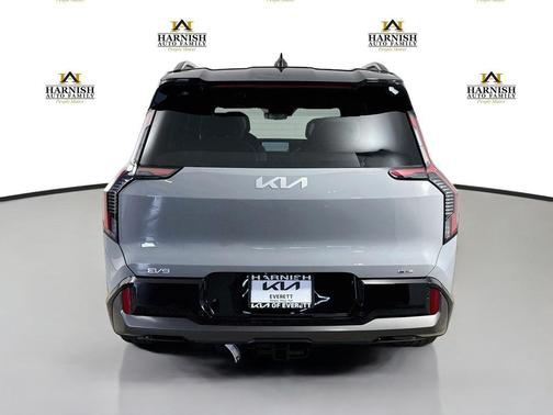 Wolf Gray/Ebony Black Roof 2026 Kia EV9 GT-Line