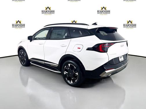 Snow White Pearl 2026 Kia Sportage Hybrid SX-Prestige