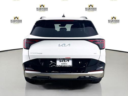 Snow White Pearl 2026 Kia Sportage Hybrid SX-Prestige