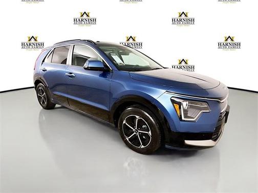 2025 Kia Niro SX