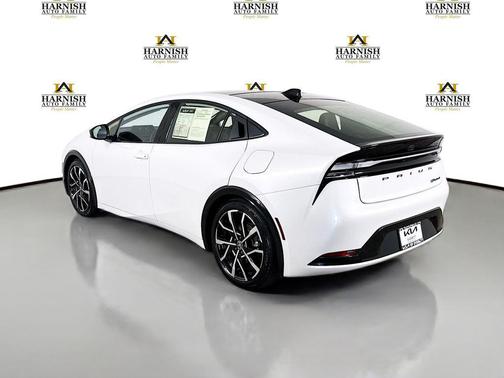 Wind Chill Pearl 2024 Toyota Prius Prime XSE Premium