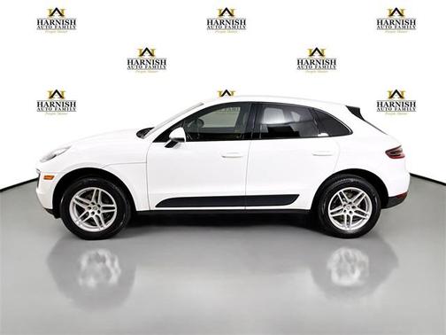 2017 Porsche Macan Base