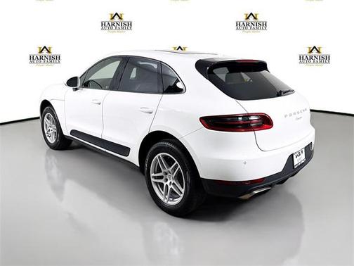 2017 Porsche Macan Base
