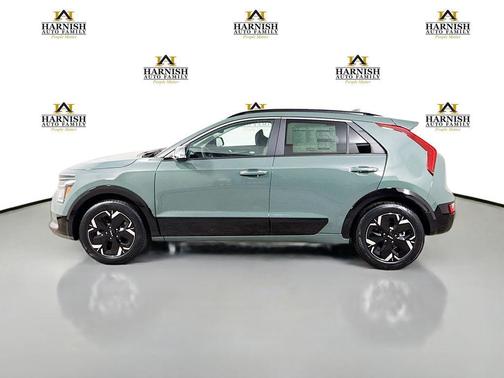 Cityscape Green 2026 Kia Niro EV Wave