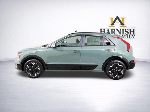Cityscape Green 2026 Kia Niro EV Wave