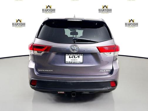 Predawn Gray Mica 2019 Toyota Highlander XLE