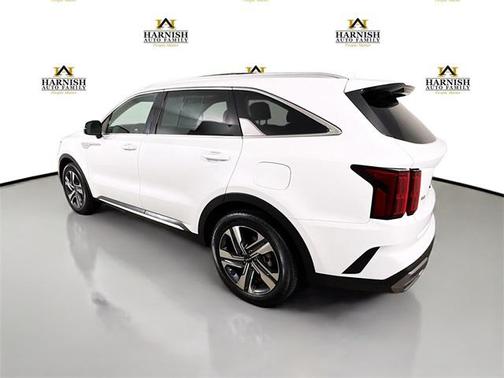 2022 Kia Sorento Plug-In Hybrid SX