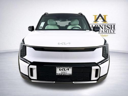 Glacier White Pearl/Ebony Black Roof 2026 Kia EV9 GT-Line