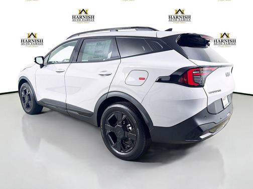 Wolf Gray 2026 Kia Sportage X-Line