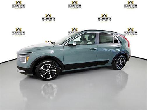 2025 Kia Niro SX
