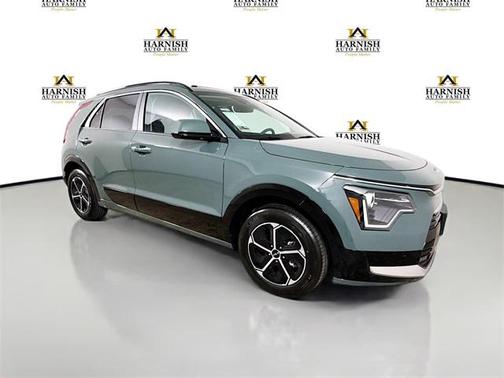 2025 Kia Niro SX