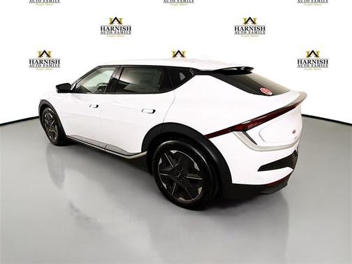 2025 Kia EV6 Light
