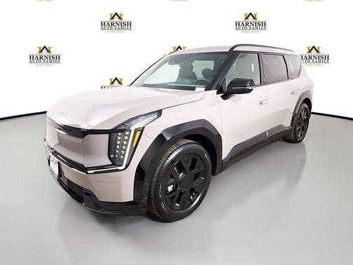 Road Rider Brown 2026 Kia EV9 Land