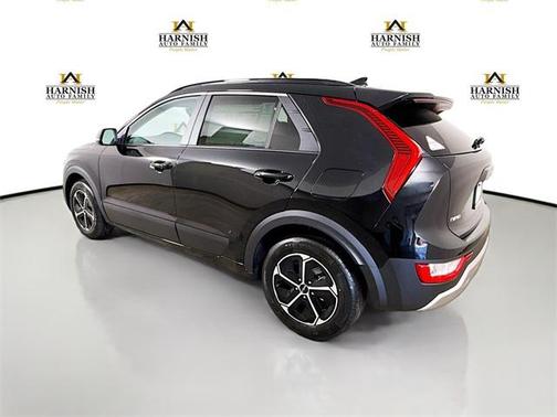 2025 Kia Niro EX