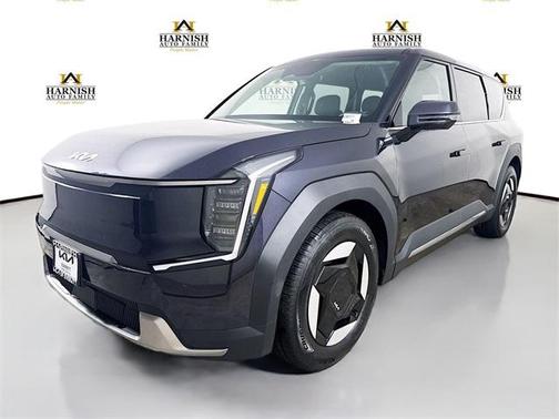 2026 Kia EV9 Light Long Range