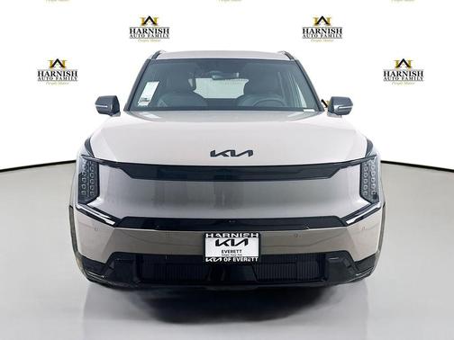 Road Rider Brown 2026 Kia EV9 Land