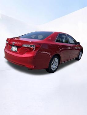 Barcelona Red Metallic 2014 Toyota Camry LE