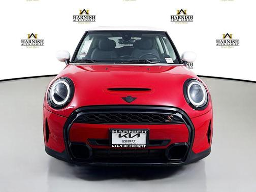 Chili Red 2023 MINI Hardtop Cooper S