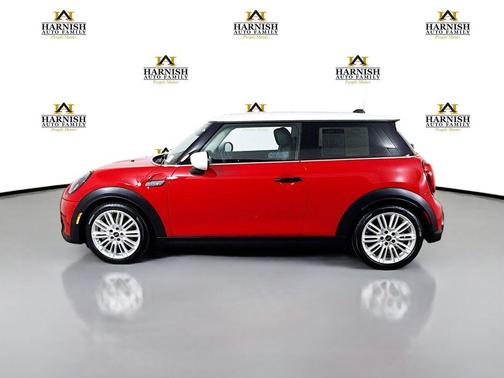 Chili Red 2023 MINI Hardtop Cooper S