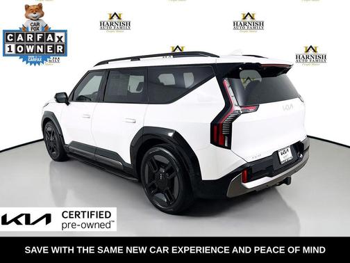 Snow White Pearl 2024 Kia EV9 GT-Line