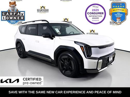 Snow White Pearl 2024 Kia EV9 GT-Line