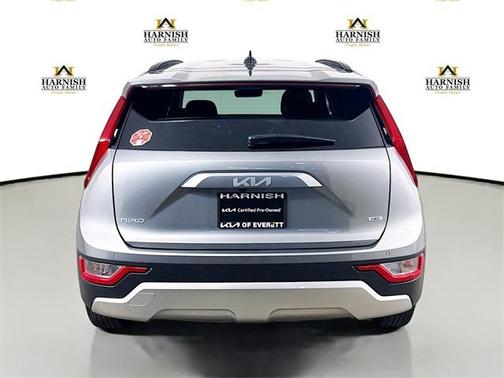 2023 Kia Niro EX