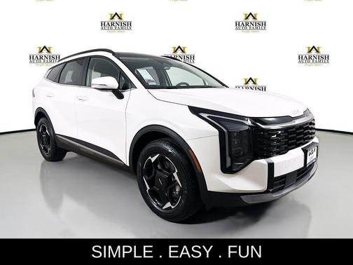 Snow White Pearl 2026 Kia Sportage Hybrid EX