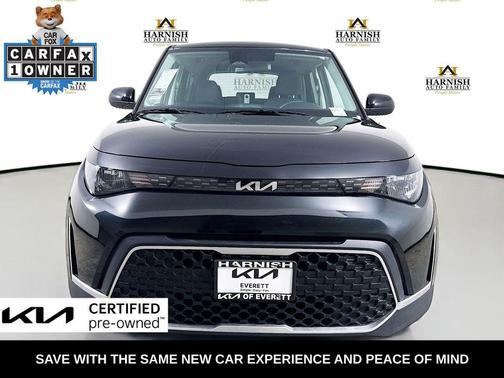 Fusion Black 2025 Kia Soul LX
